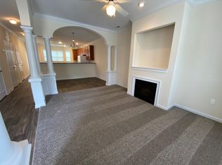 204 Molly Ct #122, Cary, NC 27511