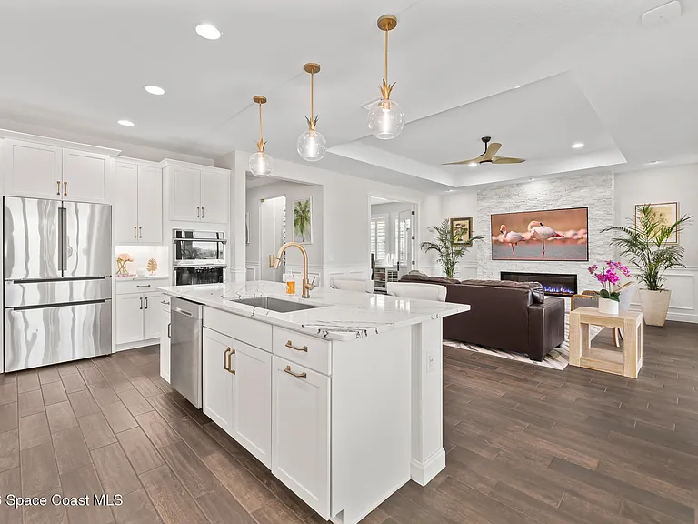 2258 Pangea Cir — Photo 19