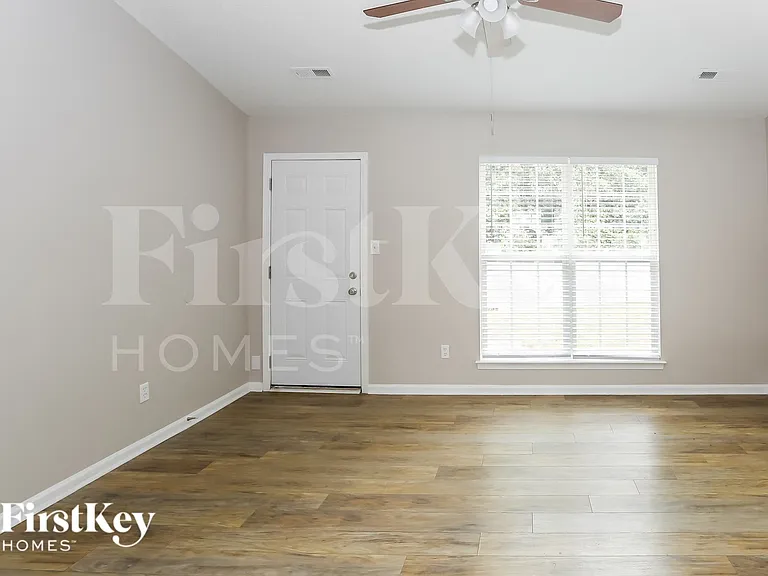 4922 Elizabeth Rd — Photo 4