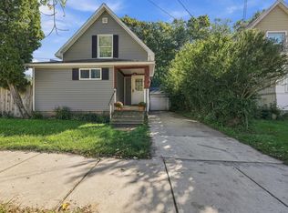 306 N Main St, Allegan, MI 49010
