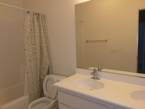 5th image of 13313 Sourwood Ave