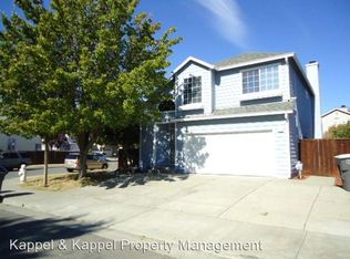 212 Leafwood Ct, Suisun City, CA 94585
