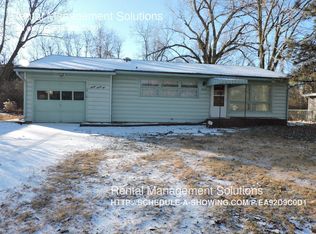 2025 SW Tara Ave, Topeka, KS 66611