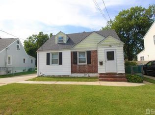 9 Hayes Ct, North Brunswick, NJ 08902