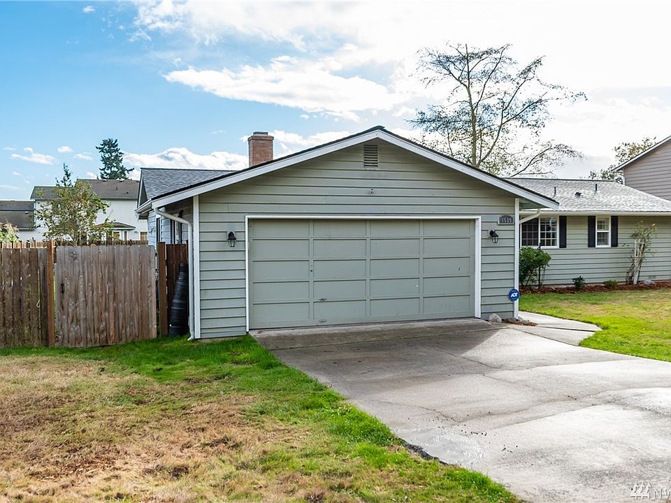 1st image of 1519 SW Robertson Dr