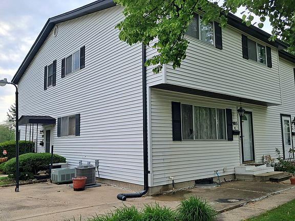 2nd image of 905 Gael Dr Unit C