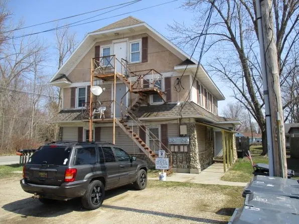 5561 Paw Paw Lake Rd #4, Coloma, MI 49038