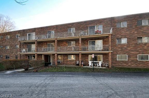 2nd image of 6000 Nob Hill Dr #F114