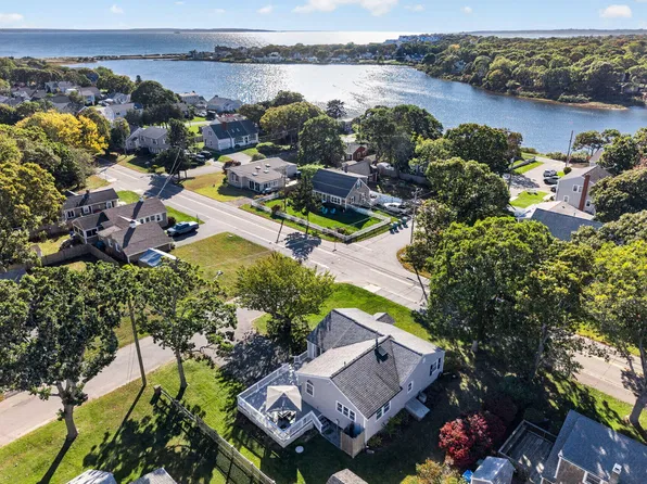 314 Maravista Avenue, Teaticket, MA 02536