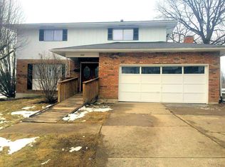 202 Silverspring Dr, Cincinnati, OH 45238