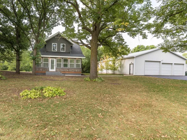 2416 E Fir Ave, Fergus Falls, MN 56537