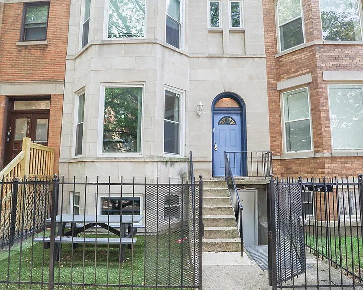 3556 N Wilton Ave #1 — Photo 2
