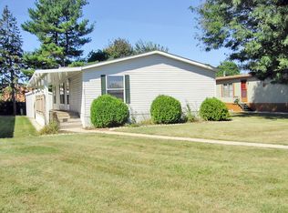 23 Carmell St, Belleville, MI