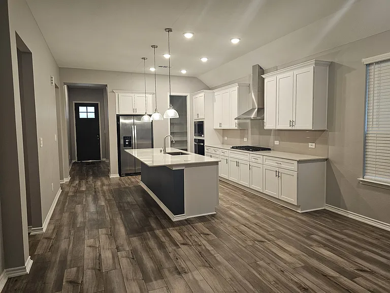 114 Longhorn Run Dr — Photo 6