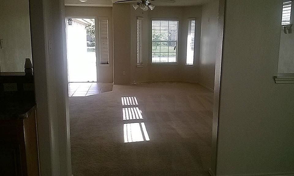1st image of 1011 Lancaster Lake Dr