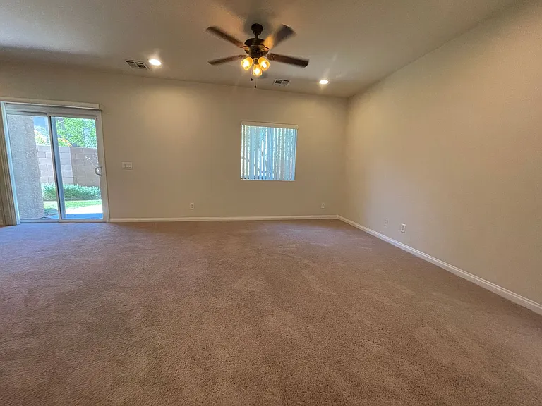 862 Park Walk Ave — Photo 1