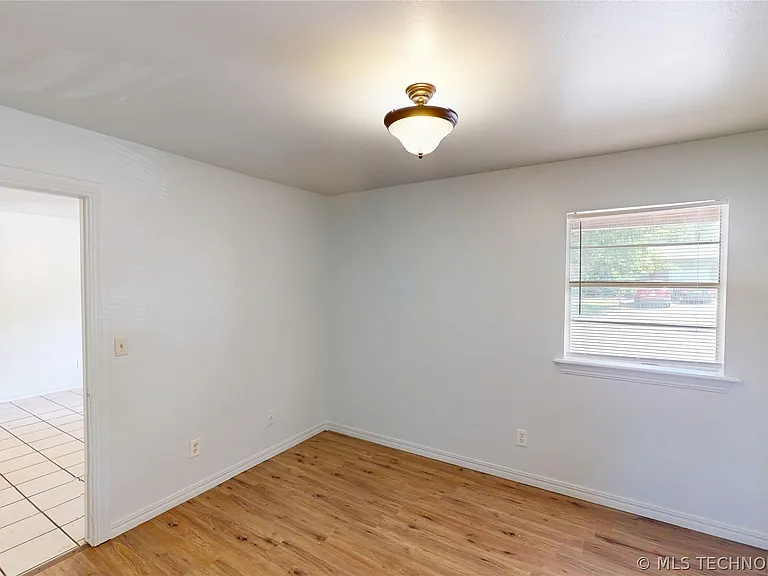 13858 S 292nd East Ave #C — Photo 12