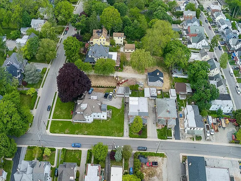 316 Locust Ave — Photo 40