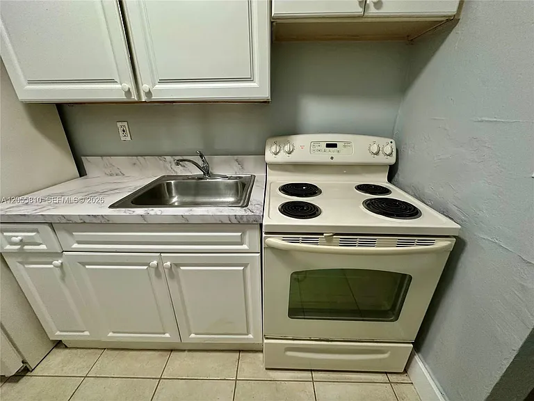 2110 Washington Ave #2110 — Photo 3