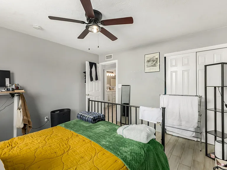 2321 E 6th St #2 — Photo 8