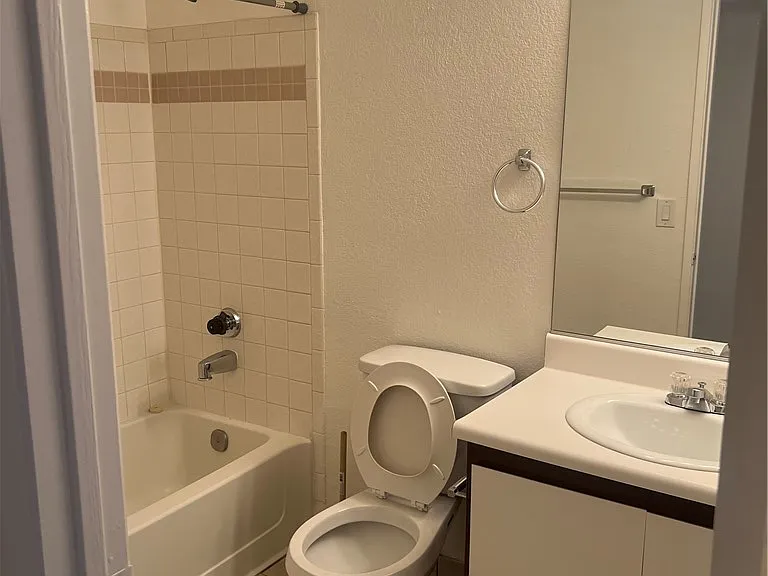 230 Mission Catalina Ln #106 — Photo 11
