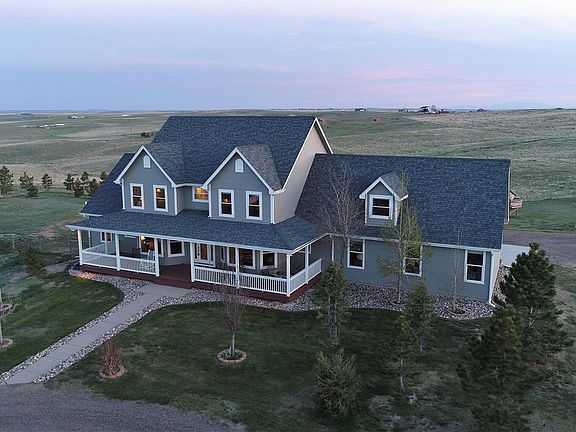 3rd image of 47895 Foxwood Dr