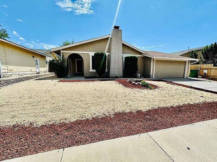 1st image of 3230 Wilma Dr