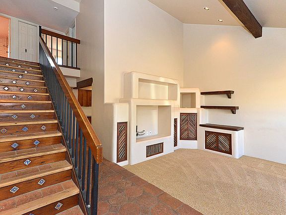 2nd image of 6241 W Poinsettia Dr