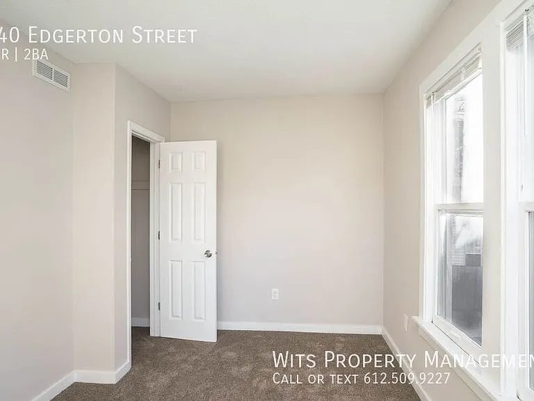 940 Edgerton St — Photo 15