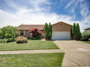 1973 Lord Fitzwalter Dr, Miamisburg, OH 45342