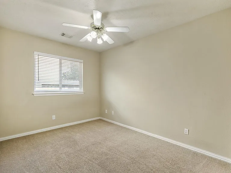 6642 Redberry Glen Ln — Photo 21
