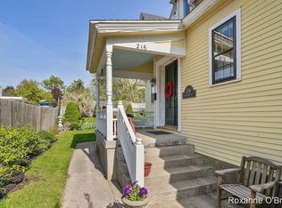 216 College Ave SE #2, Grand Rapids, MI 49503