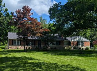 2420 E 96th St, Indianapolis, IN 46240