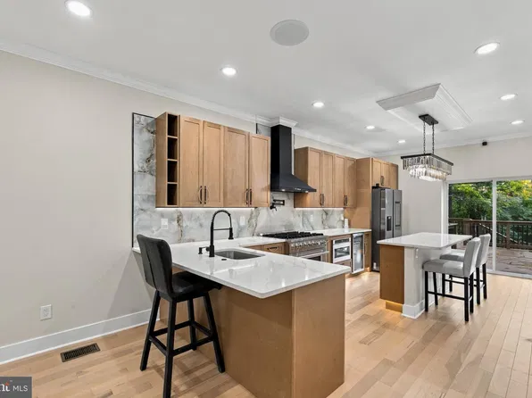 245 S 51st St, Philadelphia, PA 19139