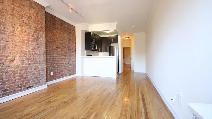 Living room, photo 1