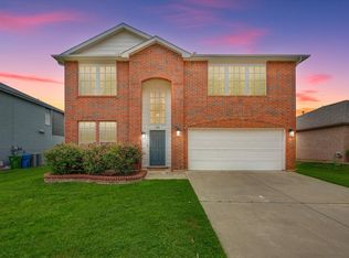 1316 Riverside Rd, Roanoke, TX 76262