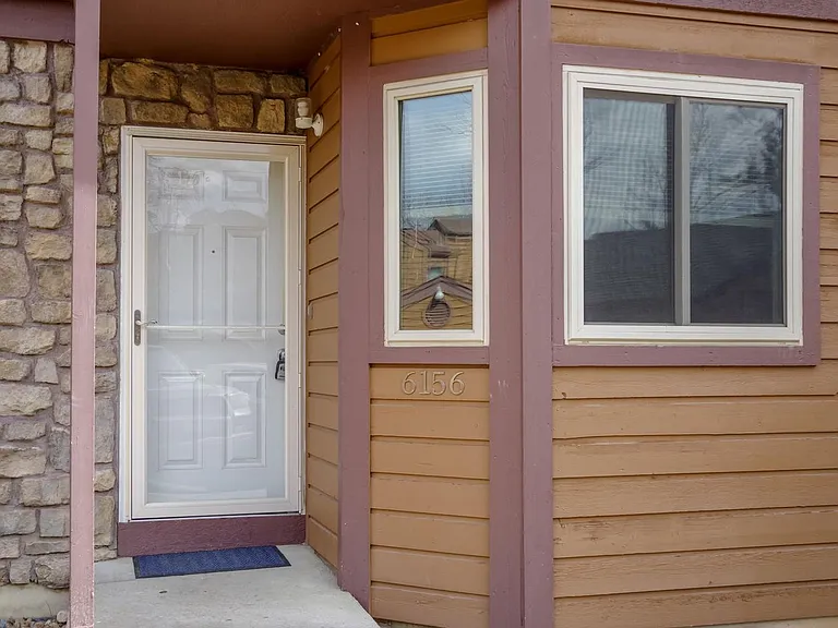 6156 Habitat Dr — Photo 2