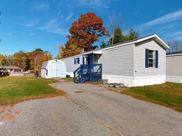 9 Autumn Lane, Lewiston, ME 04240