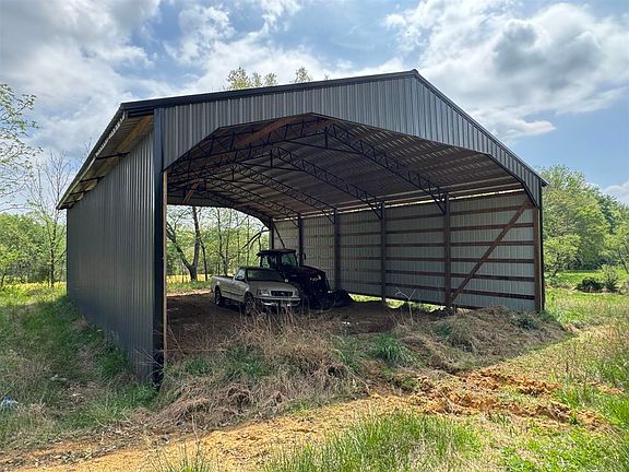 2nd image of 577 Bratcher Rd