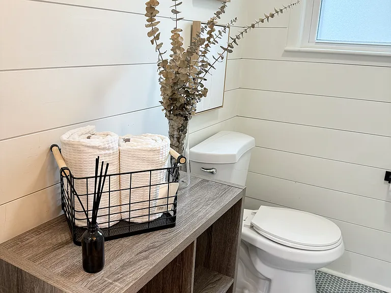 830 Rose Park Dr — Photo 13