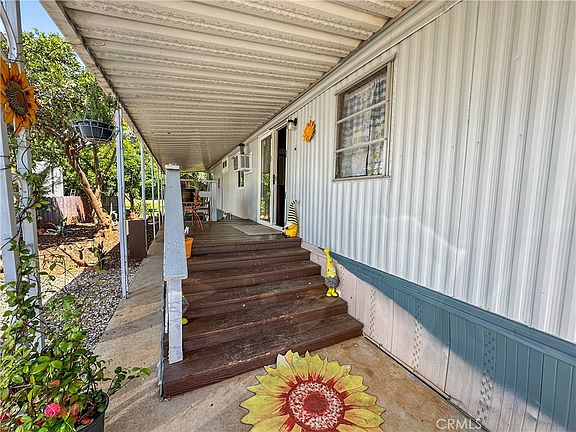 2nd image of 1047 14th St #39