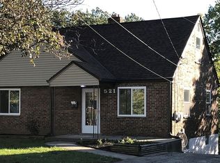 521 Roebling Rd, Cincinnati, OH 45238