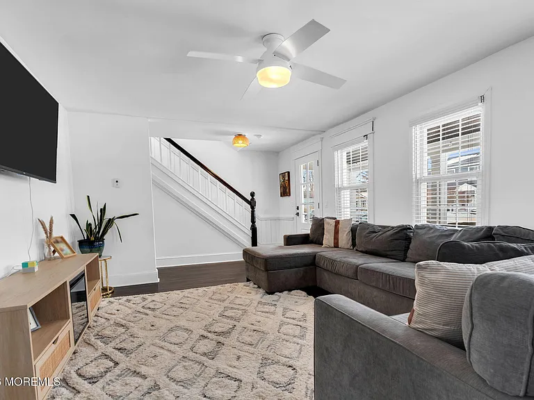 555 Ocean Rd — Photo 6
