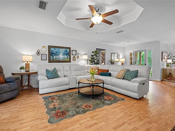 4th image of 5936 Lundy Rd