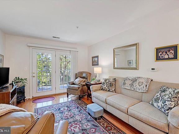 5th image of 26 Bella Vita Ct Unit 2C