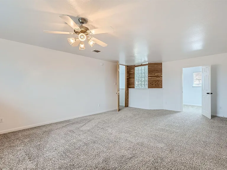 131 Lavaca Loop — Photo 17