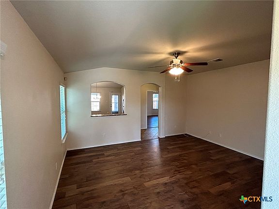 3rd image of 5805 Stanford Dr