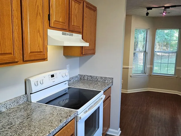 12205 Cypress Way — Photo 24