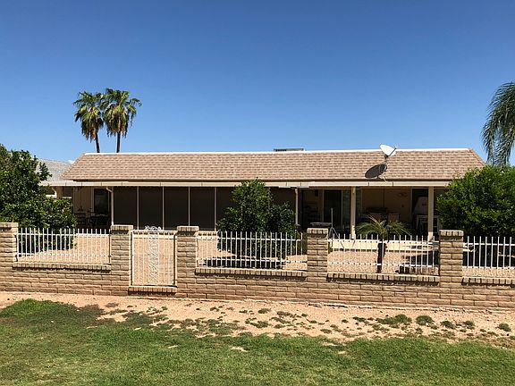 3rd image of 9535 W Country Club Dr