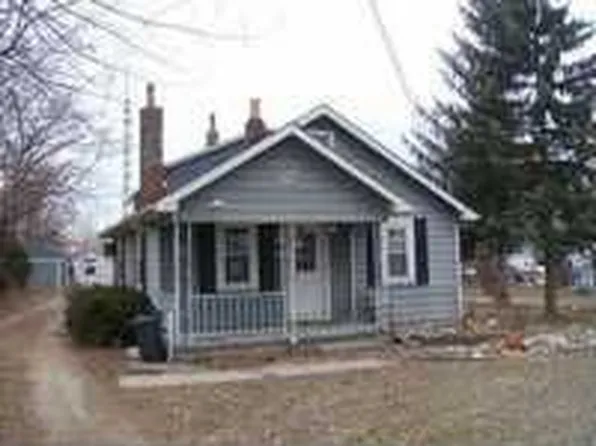 3909 S Meeker Ave, Muncie, IN 47302